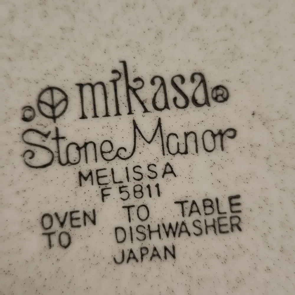 Mikasa Stone Manor Melissa F5811 Dinner Plate 11